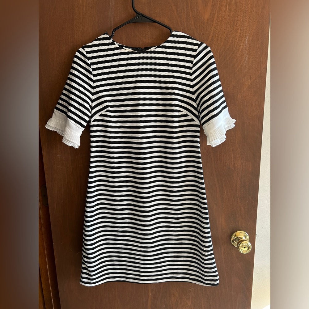 Women’s NY&C Stretch Black/White Striped Dress